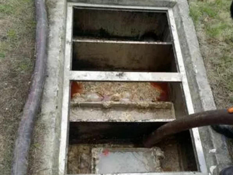 玉龙隔油池清理